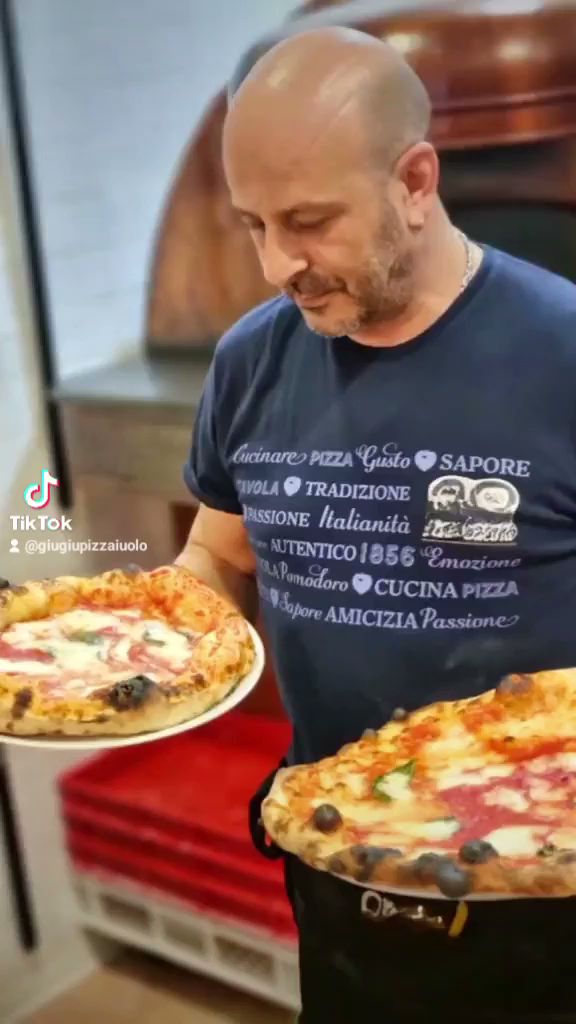 Pizzeria GIÙ GIÙ Napoletana contemporanea · Foto 11